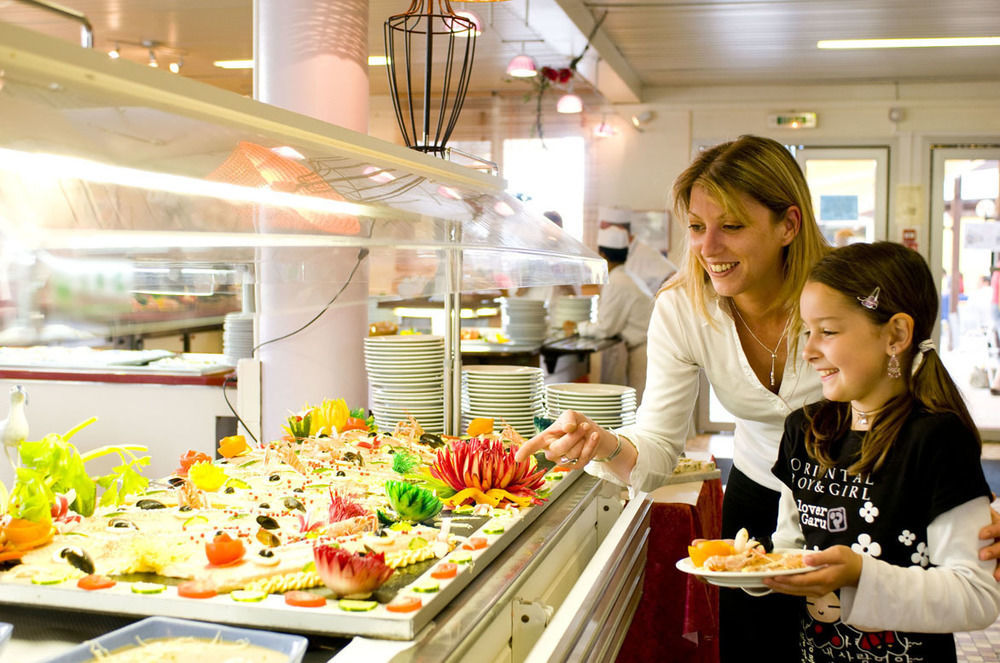 Azureva Pornichet Baie De La Baule Hotel Екстериор снимка